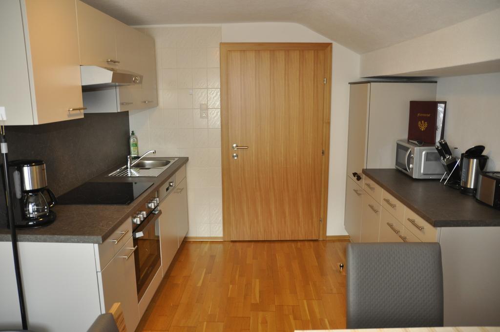 Flierelerhof Apartment Arzl im Pitztal Phòng bức ảnh