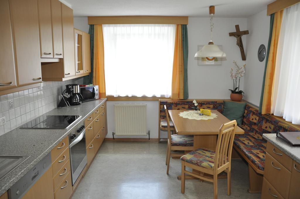 Flierelerhof Apartment Arzl im Pitztal Phòng bức ảnh