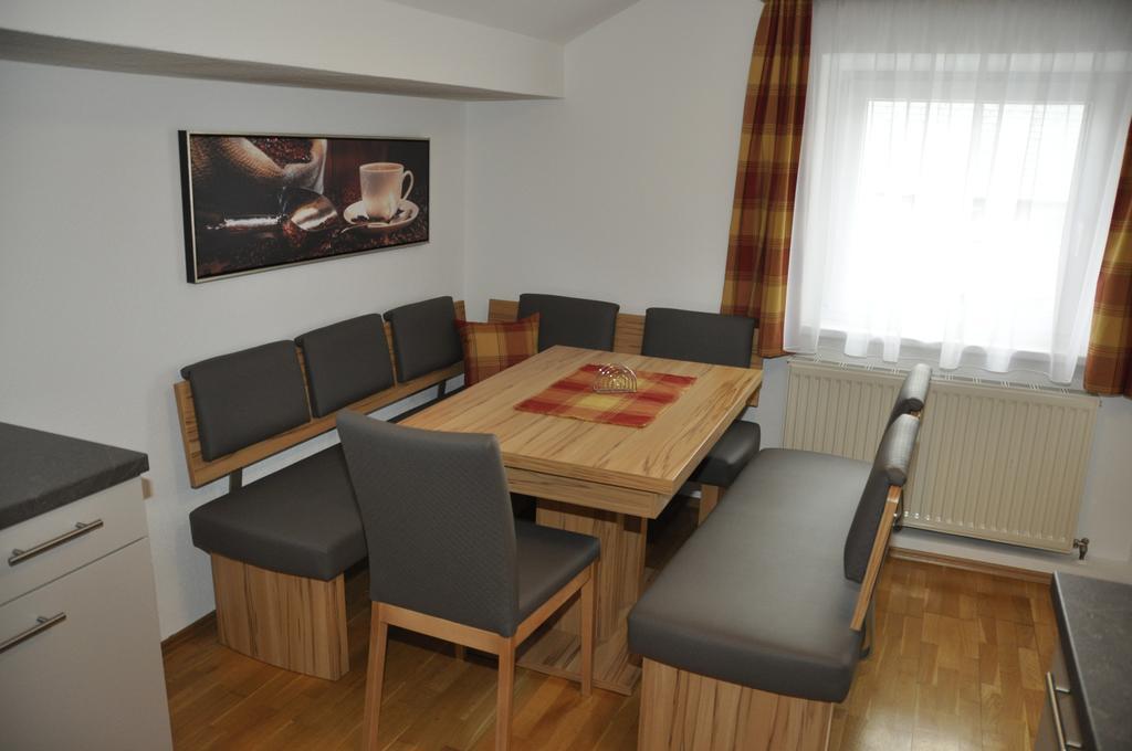 Flierelerhof Apartment Arzl im Pitztal Phòng bức ảnh